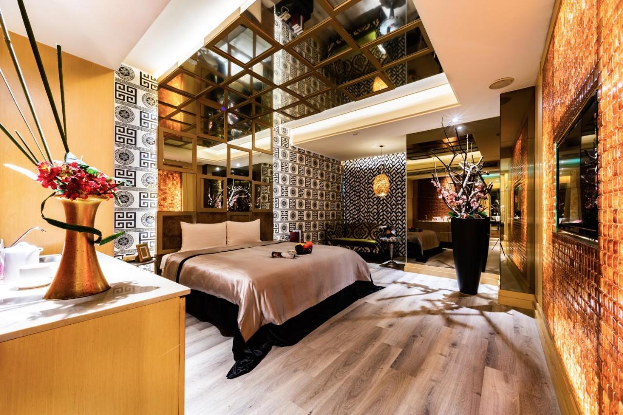 Liti Motel Taichung Extérieur photo