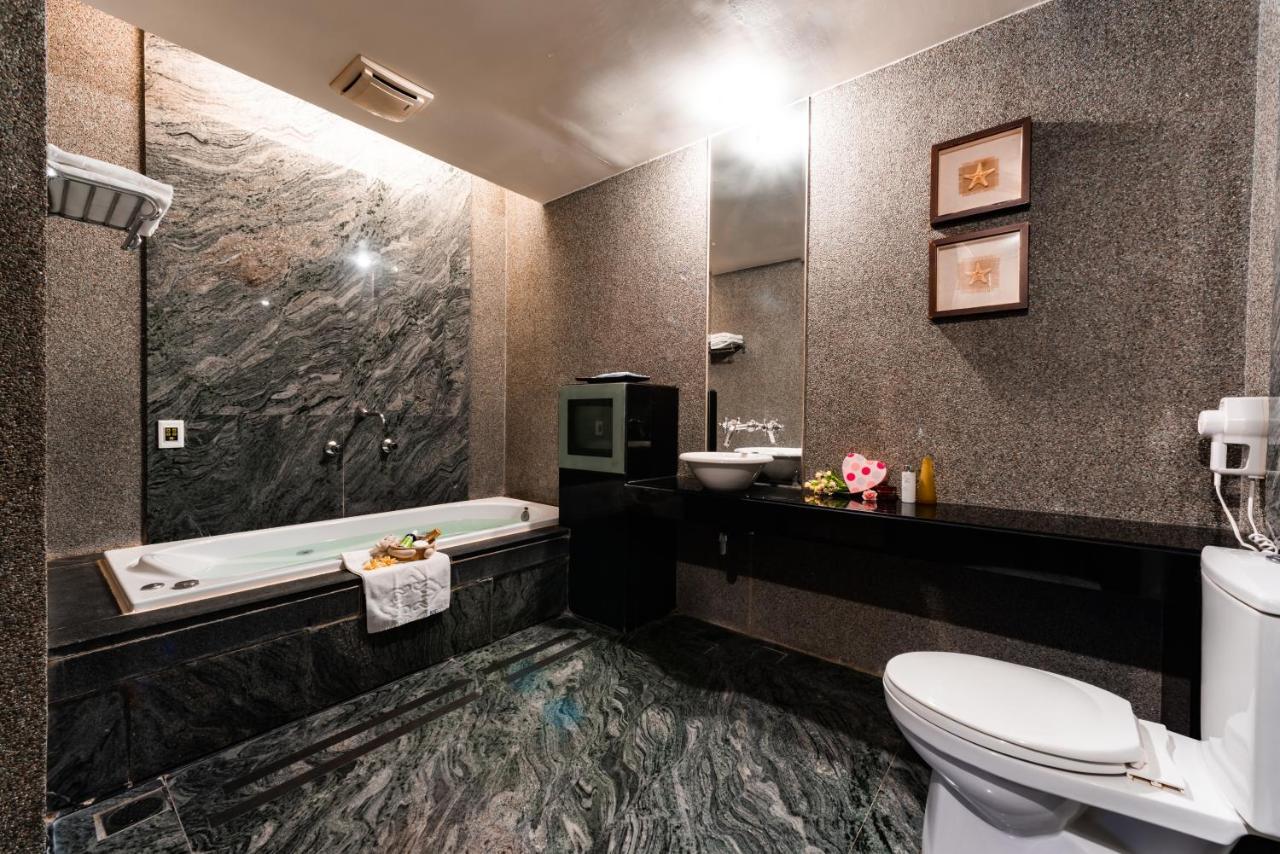 Liti Motel Taichung Extérieur photo