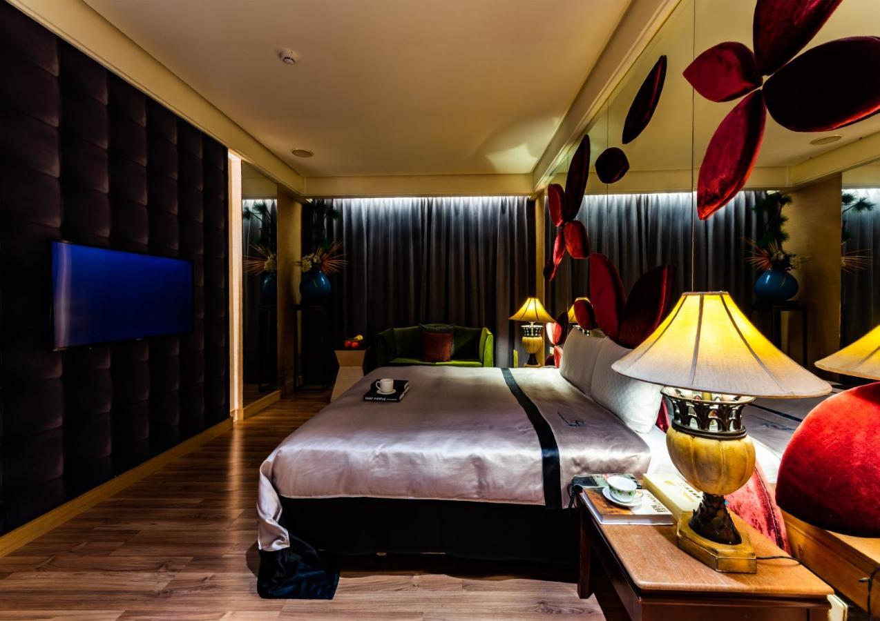 Liti Motel Taichung Extérieur photo
