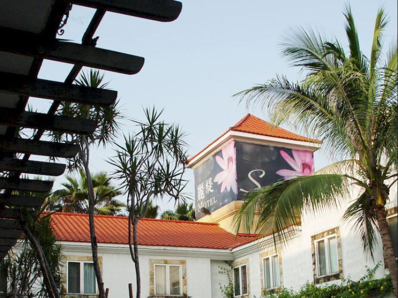 Liti Motel Taichung Extérieur photo