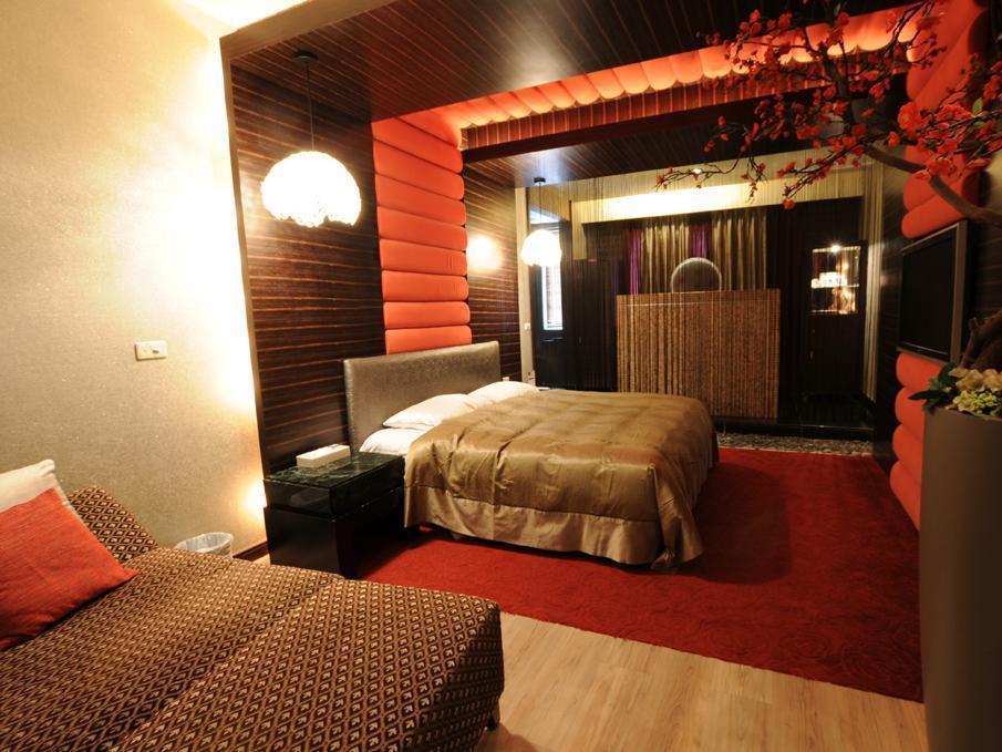 Liti Motel Taichung Extérieur photo