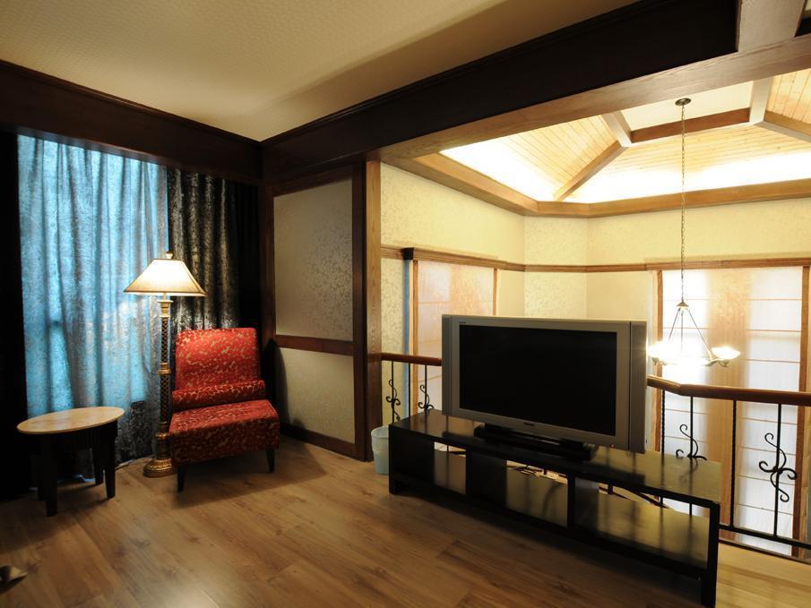Liti Motel Taichung Extérieur photo