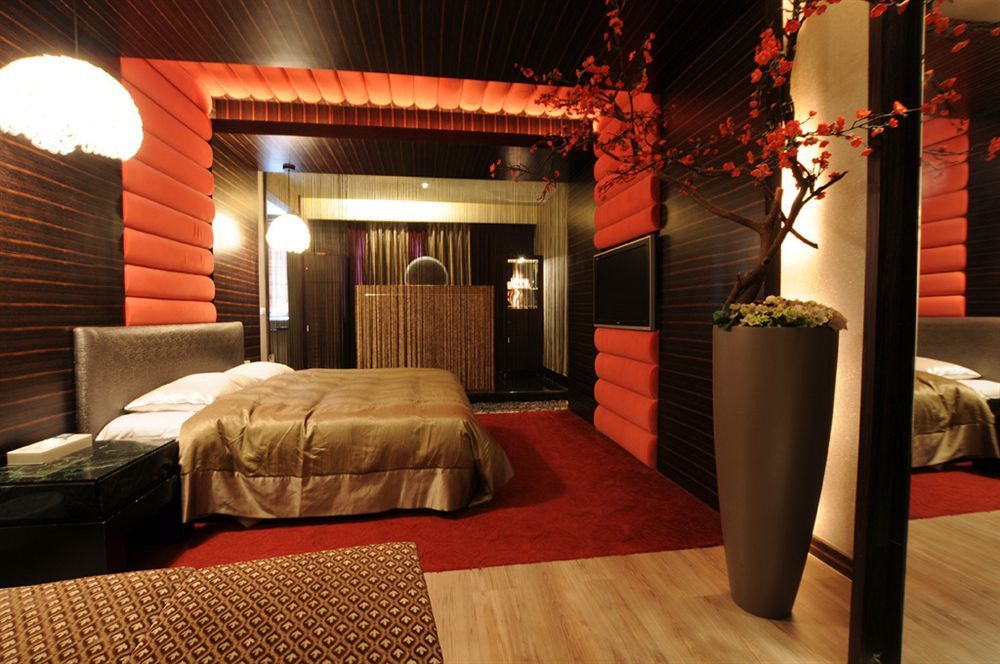 Liti Motel Taichung Extérieur photo