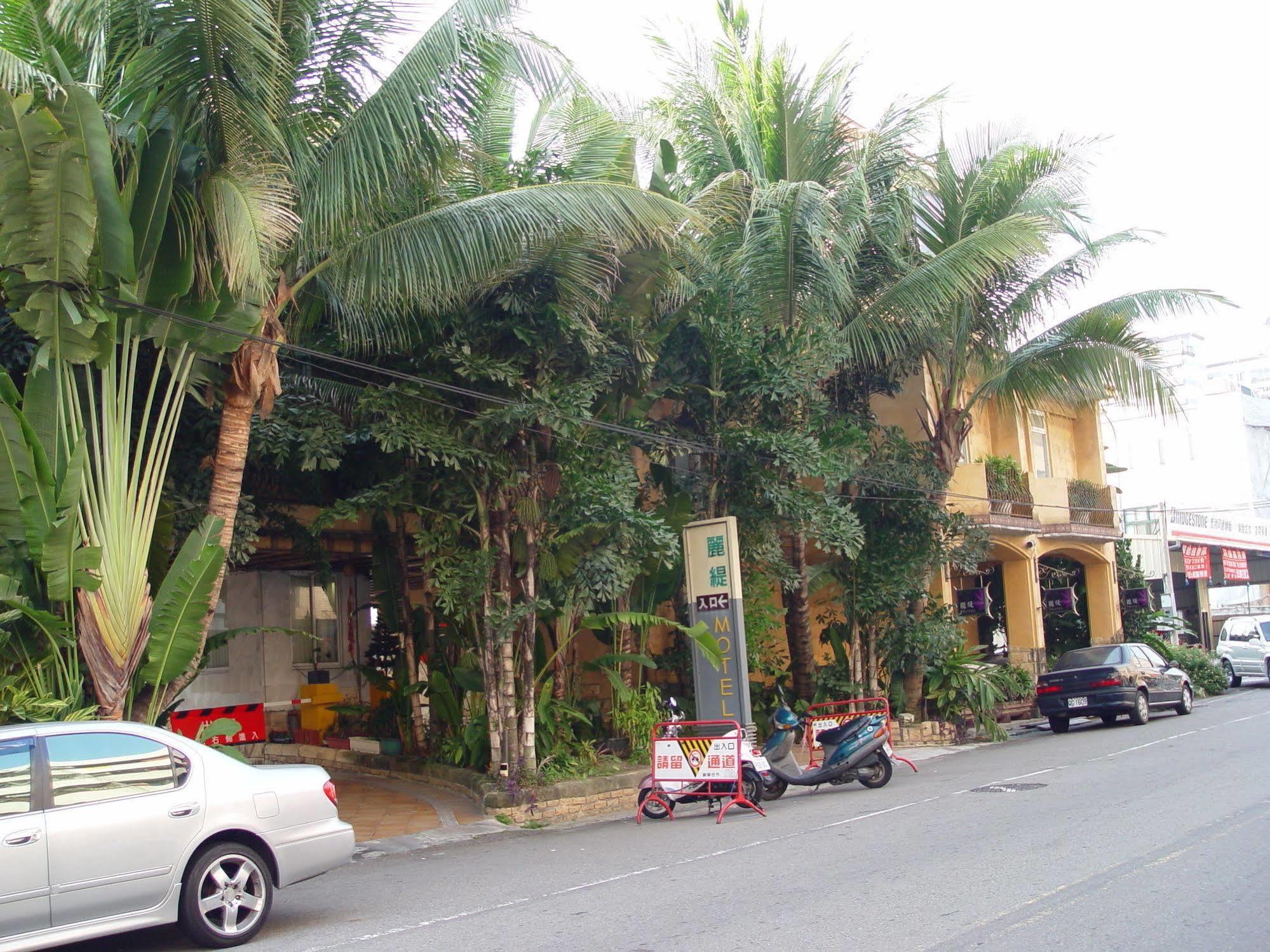 Liti Motel Taichung Extérieur photo