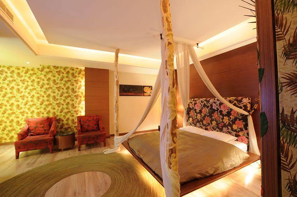 Liti Motel Taichung Extérieur photo