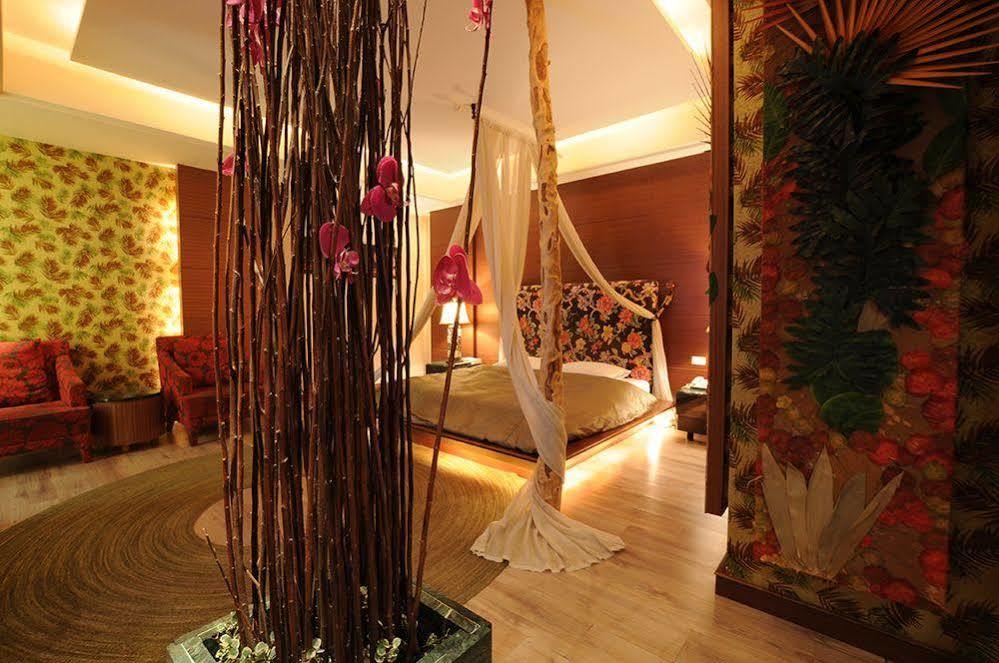 Liti Motel Taichung Extérieur photo
